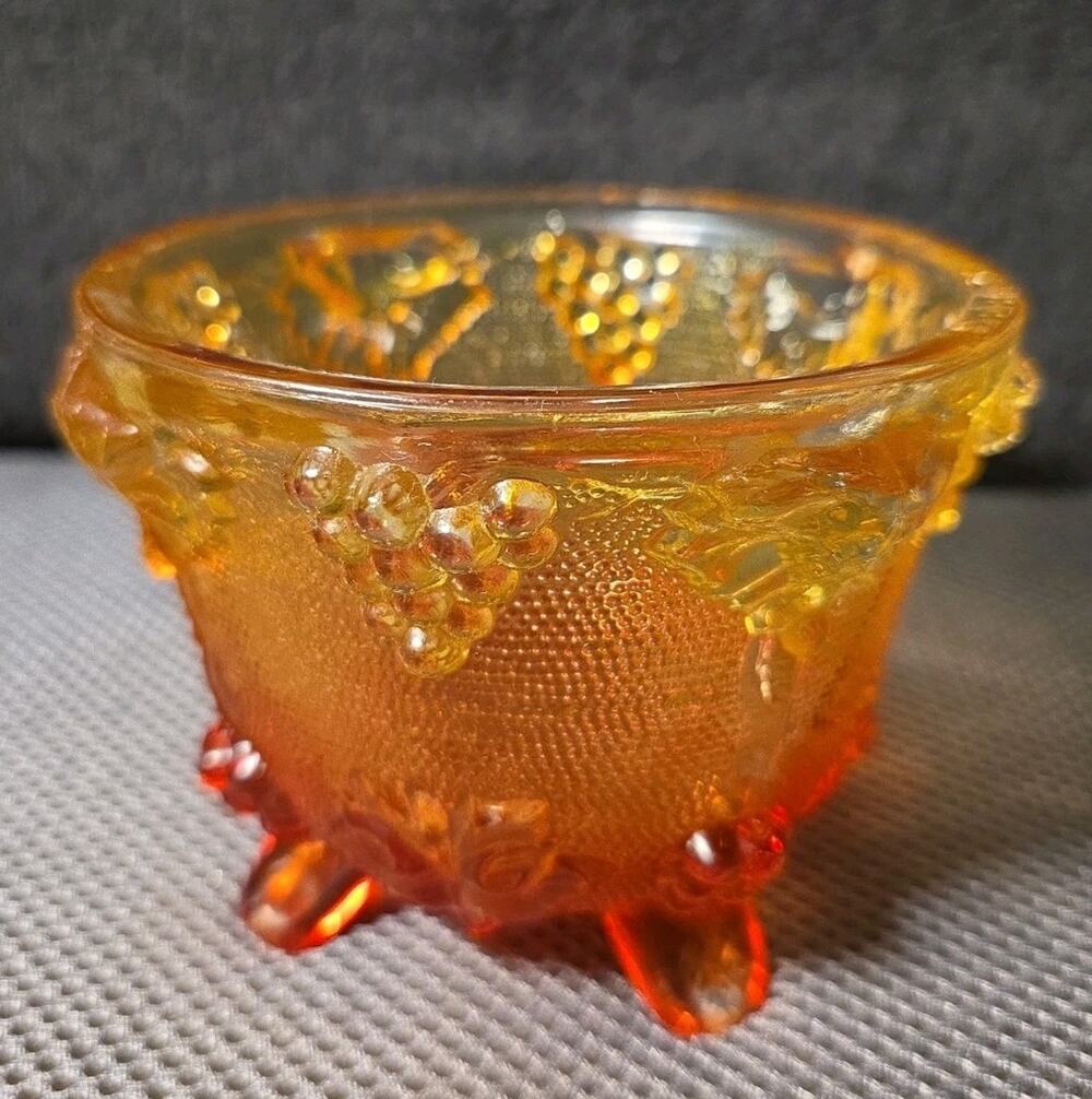 Vintage Jeannette Glass Amberina Harvest Grape Footed Candy Dish 3.5" Tall